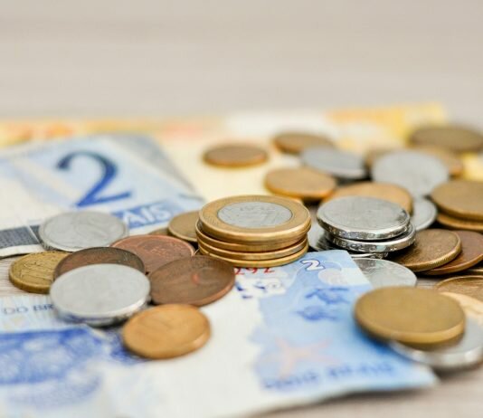 Cascais: isenção de 6 meses para taxas municipais ao comércio e serviços Salário Minimo Nacional