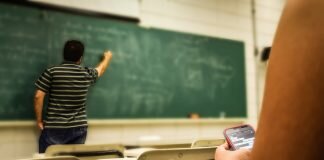 Regresso às aulas dos 11.º e 12.º anos previstas para o dia 18 de Maio