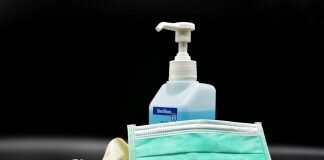Governo limita como margem de lucro 15% em máscaras, gel e álcool